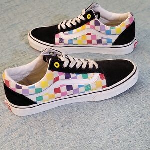 Vans Unisex Men's 8.5, Women's 10, Old Skool Rainbow Checkerboard Skate Shoes